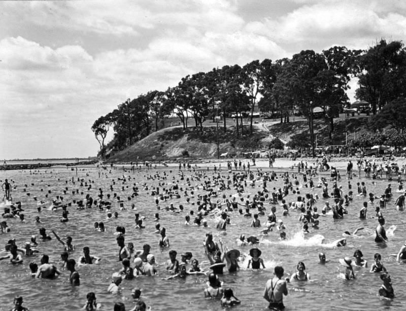 Bathers and Moora Park, Sandgate, December 1937