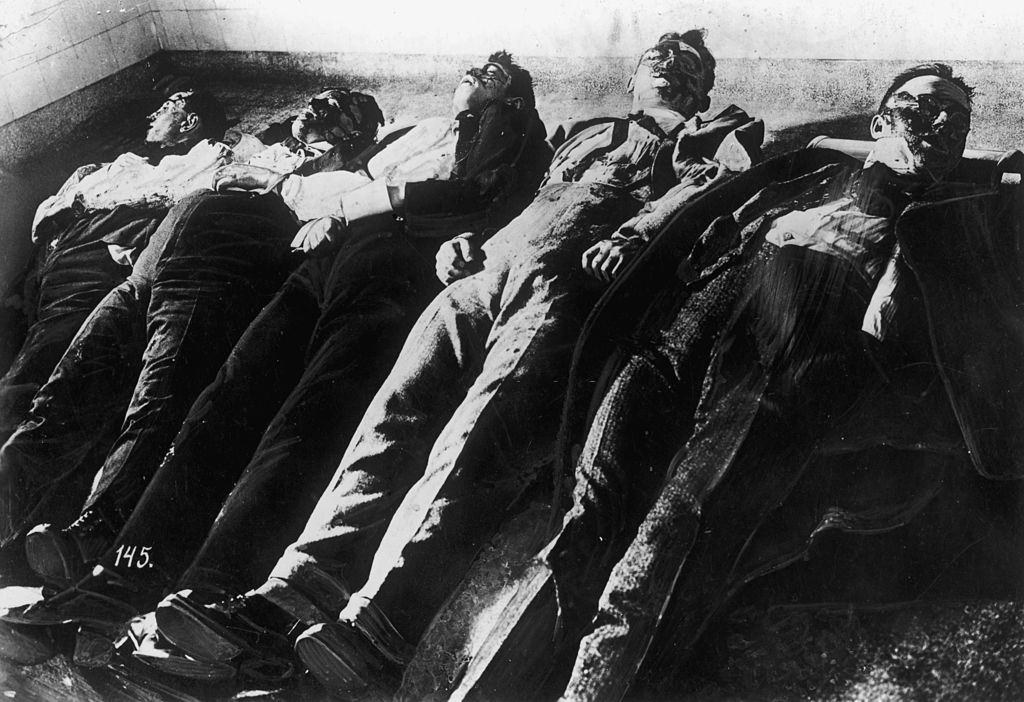 Five victims of the Saint Valentine's Day Massacre in Chicago, 14th February 1929.