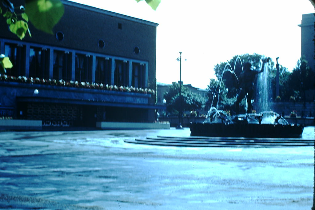 Stadteatern, Goteborg, Sweden, 1949.