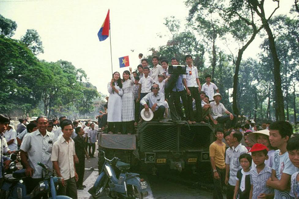 The Fall of Saigon, Vietnam in April, 1975 Spontaneous cheers at the communists's arrival.