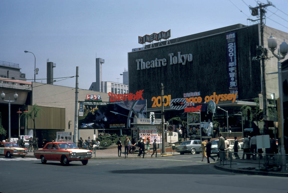 Stunning Vintage Photos capturing Life in Tokyo in 1972