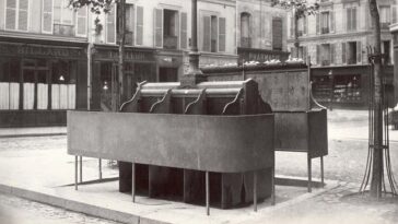 Pissoris, Public Urinals of Paris in late 19th century