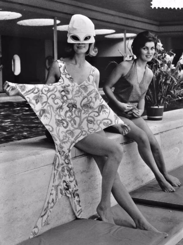 A Look Back at the 1960s Women Fashion in Amsterdam with Glamorous Vintage Photos