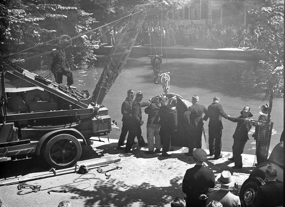 A car fell in Canal, 1950s.