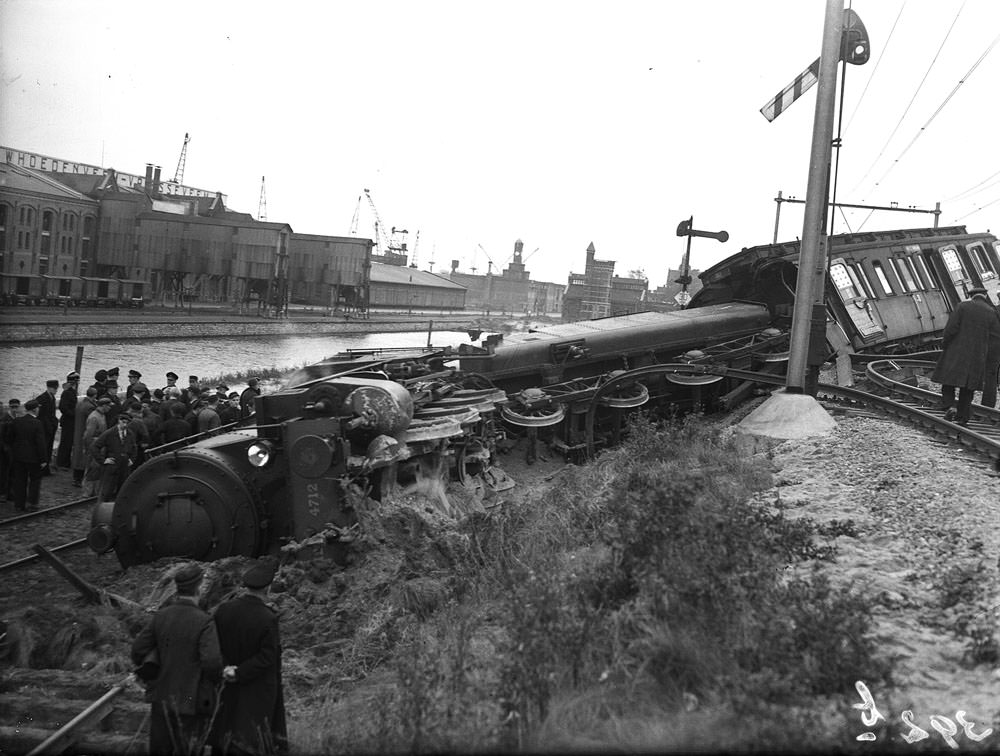 A train accident in Amsterdam, 1950s.