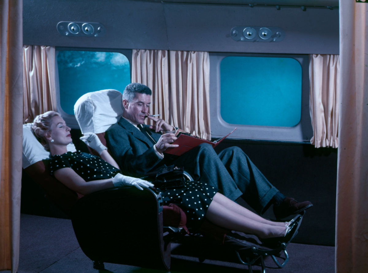 Breakfast in Bed: Vintage Photos of the First Class of Air France in the 1950s