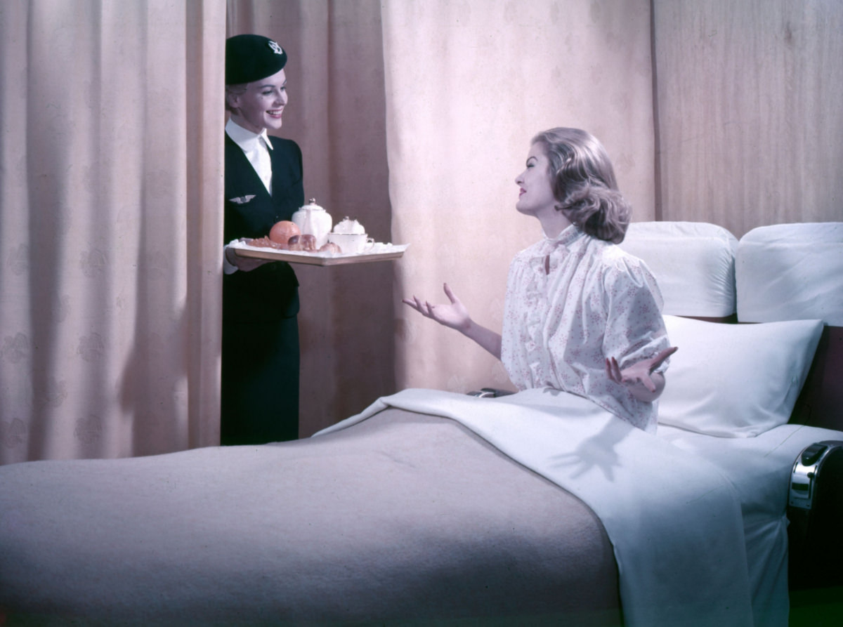 Breakfast in Bed: Vintage Photos of the First Class of Air France in the 1950s