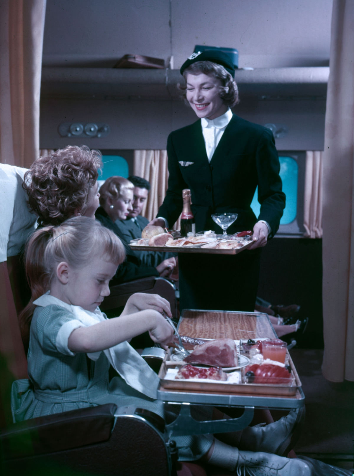 Breakfast in Bed: Vintage Photos of the First Class of Air France in the 1950s