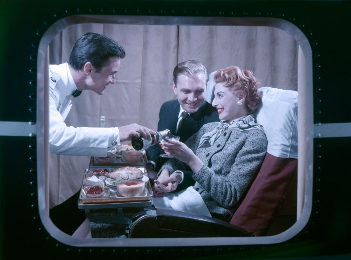 Breakfast in Bed: Vintage Photos of the First Class of Air France in the 1950s