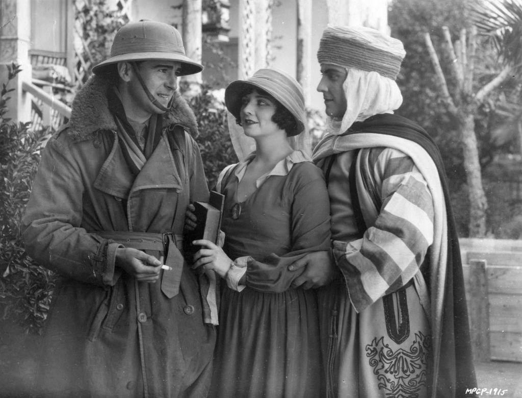 Alice Terry with Rex Ingram during the filming of 'The Arab', 1924.