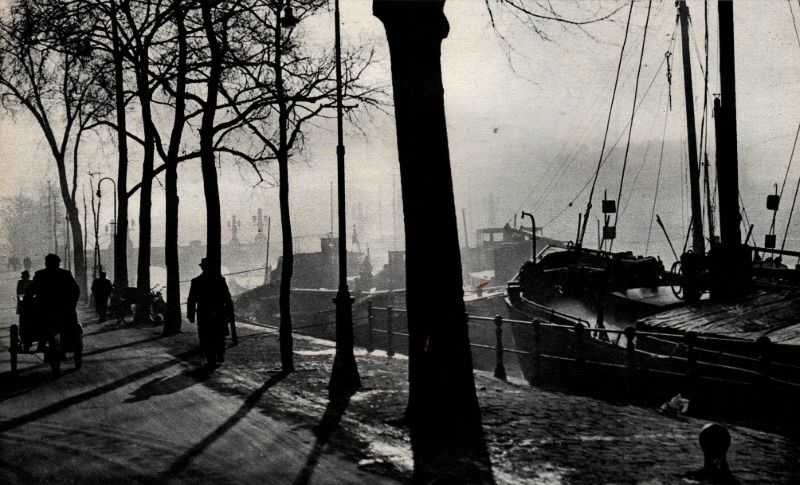 Amsterdam Amstel near Hogesluis, 1930s