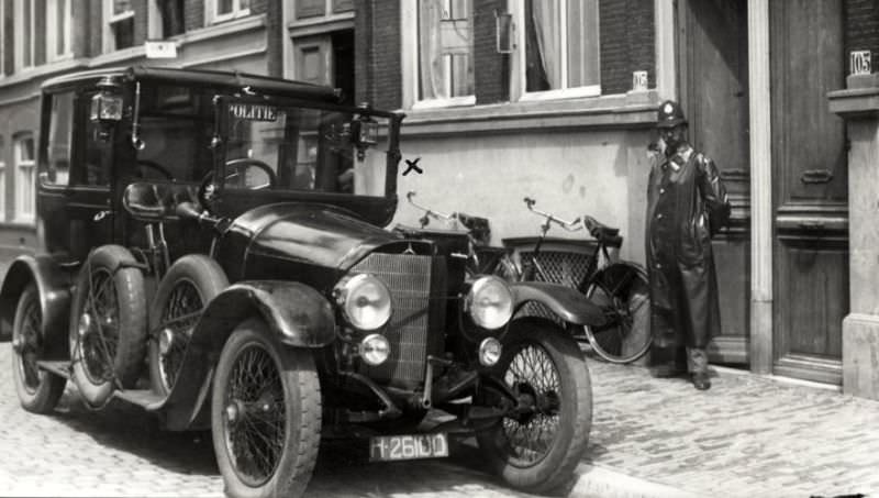1924 Mercedes police car, Amsterdam, 1932