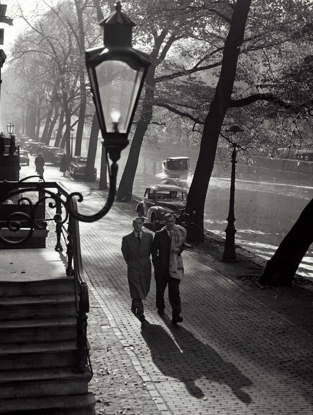 1950s Amsterdam: Spectacular Vintage Photos That Will Take Offer a Glimpse into Everyday Life by Kees Scherer