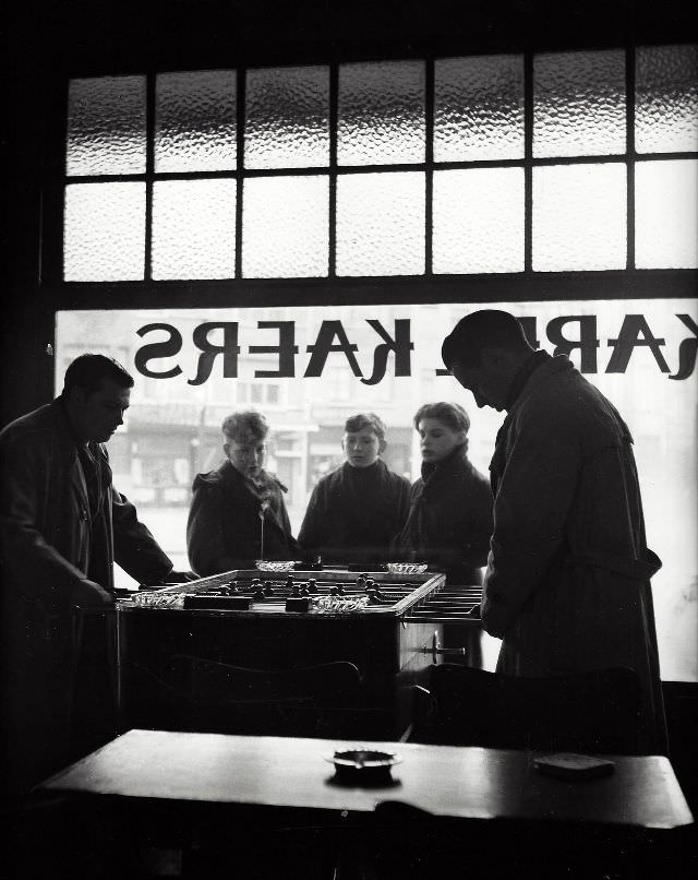 1950s Amsterdam: Spectacular Vintage Photos That Will Take Offer a Glimpse into Everyday Life by Kees Scherer