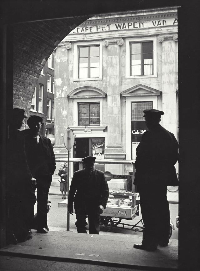 1950s Amsterdam: Spectacular Vintage Photos That Will Take Offer a Glimpse into Everyday Life by Kees Scherer