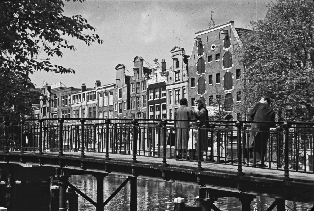 Houses near the Canal, Amsterdam, 1958