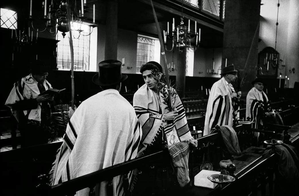 Sukkoth service in a Jewish-Portuguese synagogue, Amsterdam, 1961.