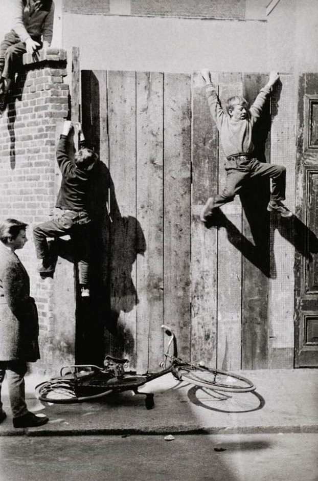 Children playing, Amsterdam, 1964