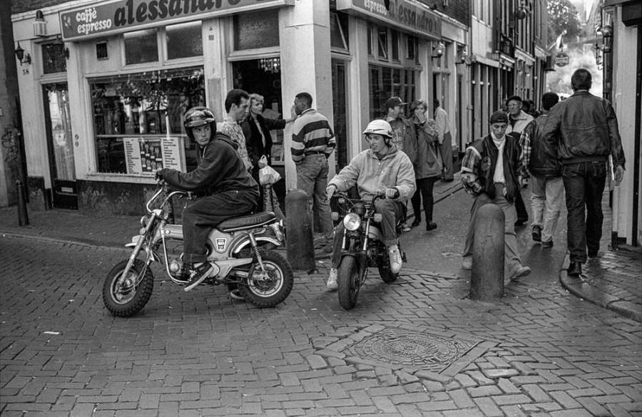 The Red-Light Districts of Amsterdam in the 1990s