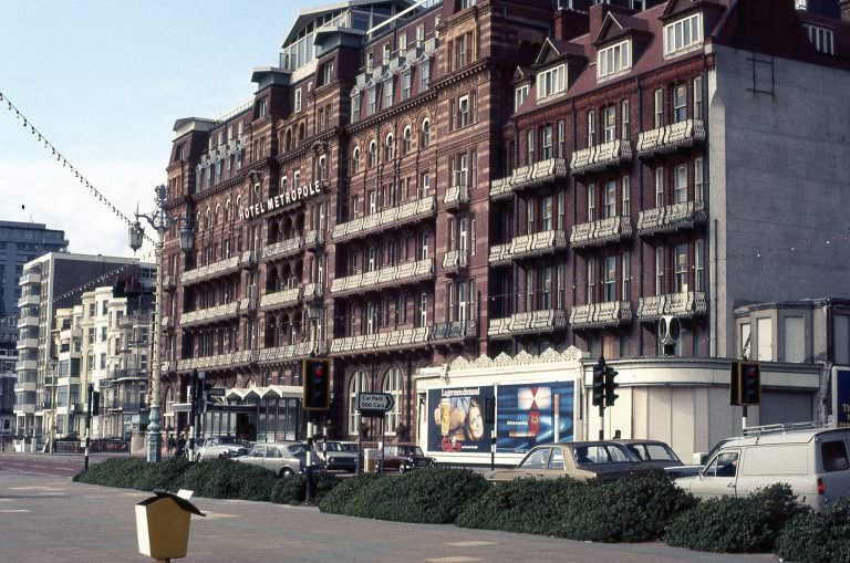 Metropole Hotel, 1972