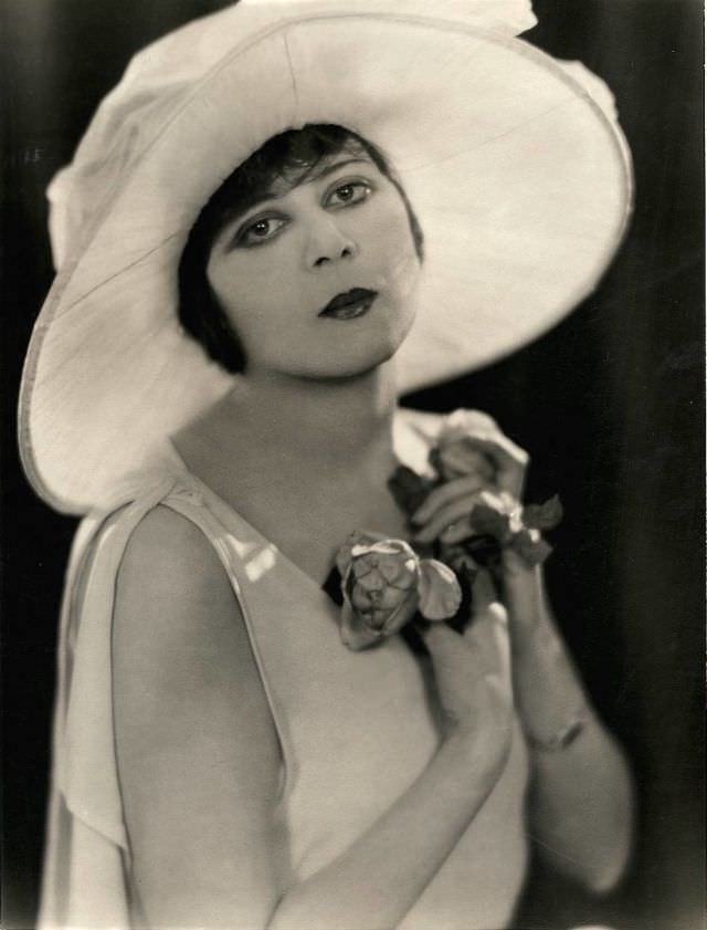 Theda Bara