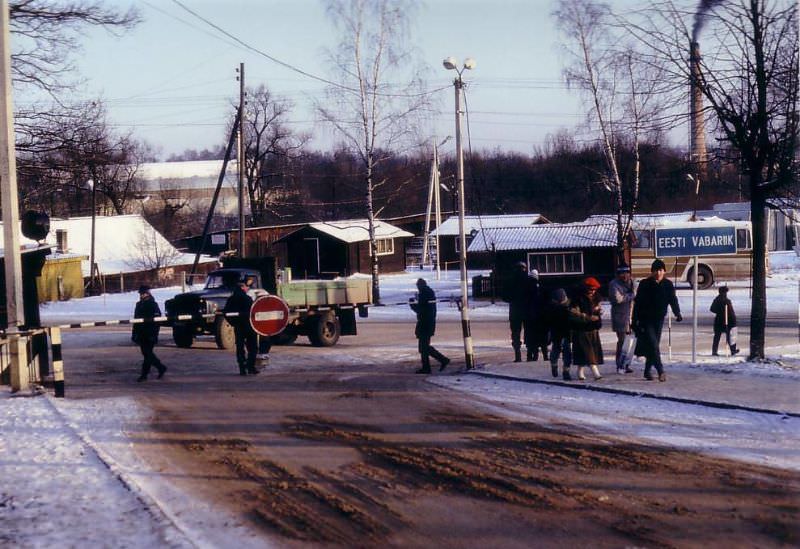 New border, Valga Valka, Estonia, 1992