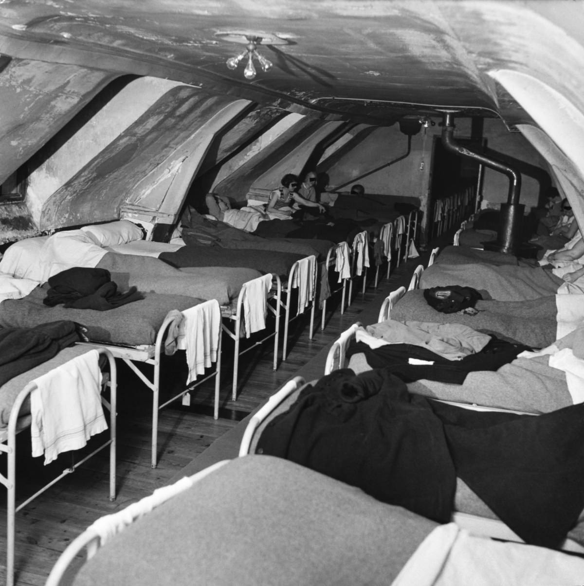 French Psychiatric Hospitals 1950s: Historical Photos that Depict the Life of Patients and Doctors