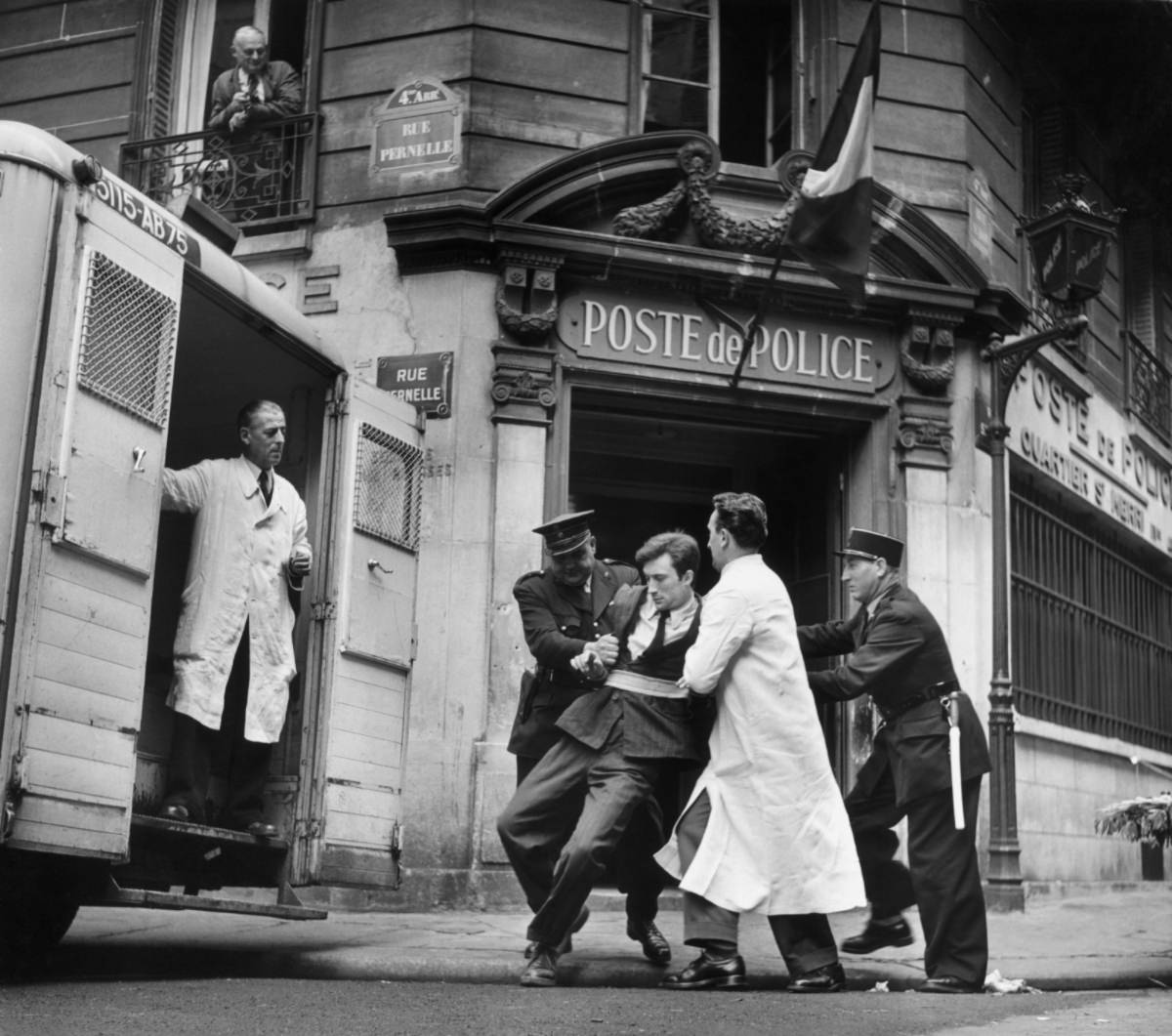 French Psychiatric Hospitals 1950s: Historical Photos that Depict the Life of Patients and Doctors