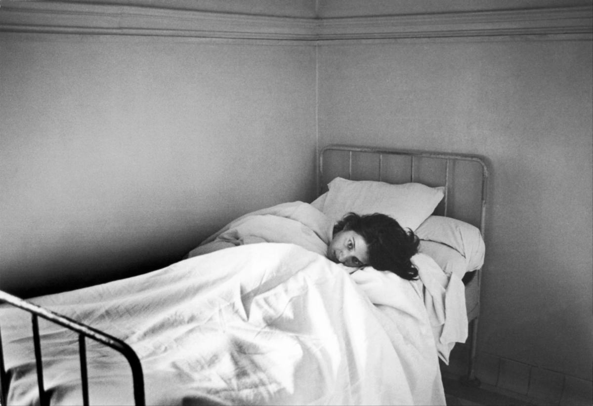 French Psychiatric Hospitals 1950s: Historical Photos that Depict the Life of Patients and Doctors