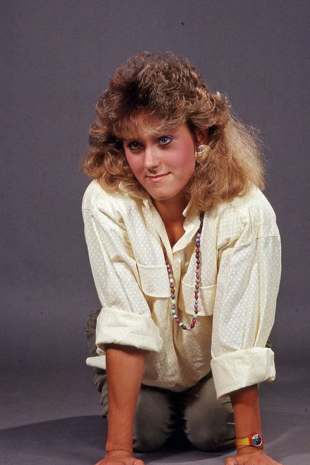 Stunning Photos of a Girl Posing in a Studio, 1987