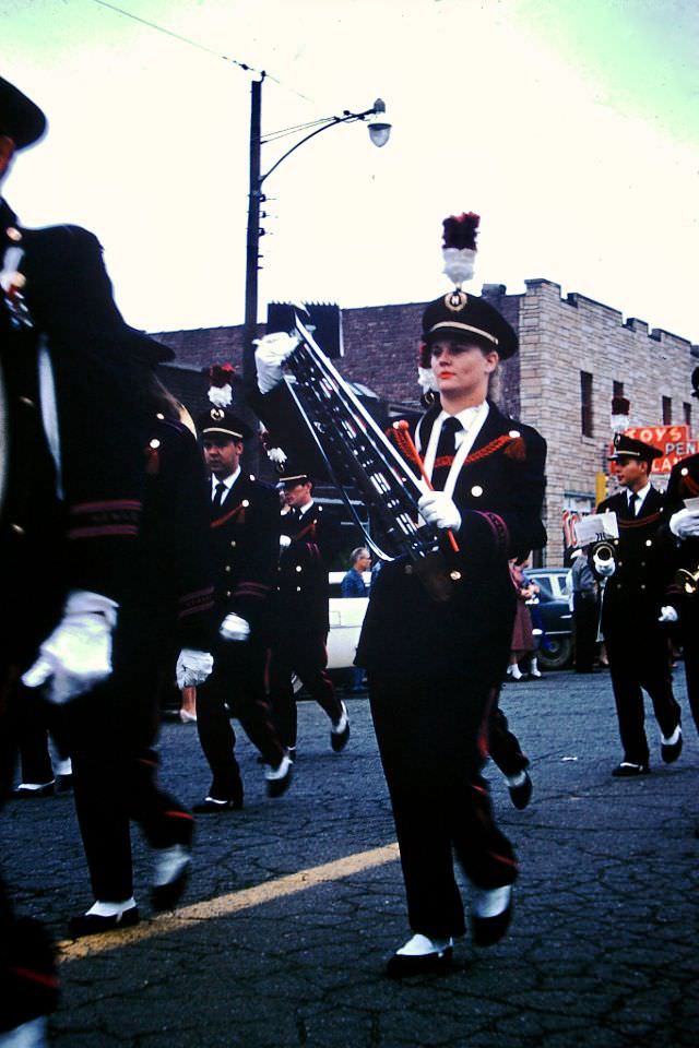 Fascinating Vintage Photos of Howard College Homecoming Parade in 1959