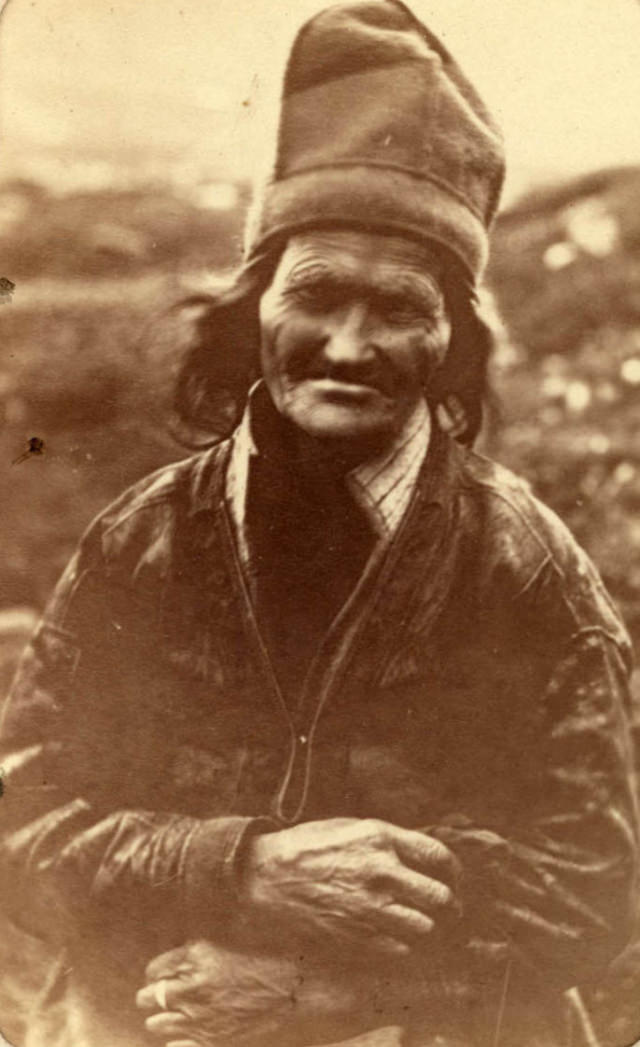 Rare Historical Photos of the Indigenous Sami People in 1850s by Lotten von Düben