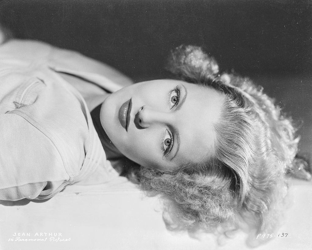 Jean Arthur, 1937.