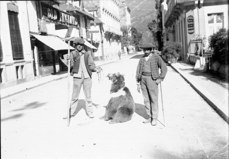 Bear and his two conductors, Luchon, September 1895