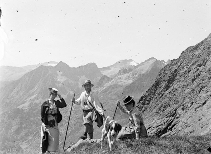 At the Port de Venasque-Luchon, september 1899