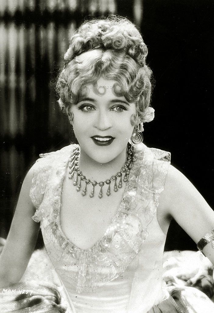 Mae Murray on the stage, 1925.