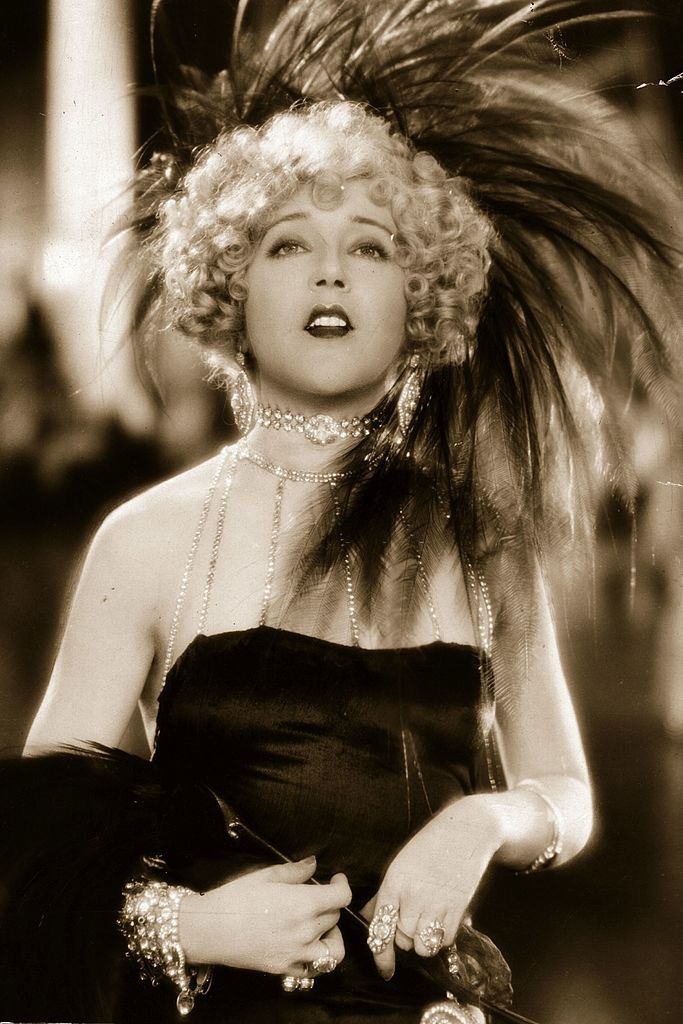 Mae Murray as dancer Sally O'Hara in the film 'The Merry Widow', 1925.