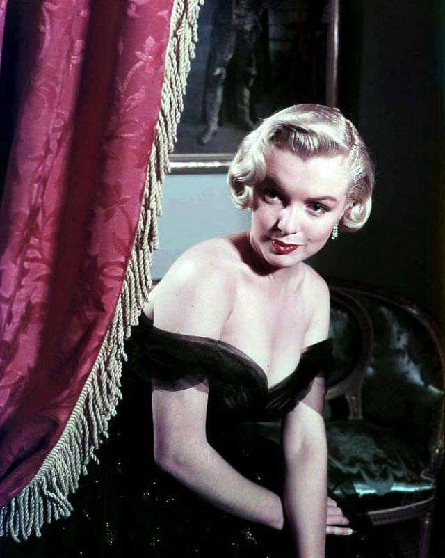 Beautiful Photos of Marilyn Monroe in the 1950s taken by John Florea