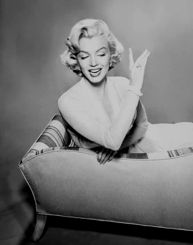 Beautiful Photos of Marilyn Monroe in the 1950s taken by John Florea