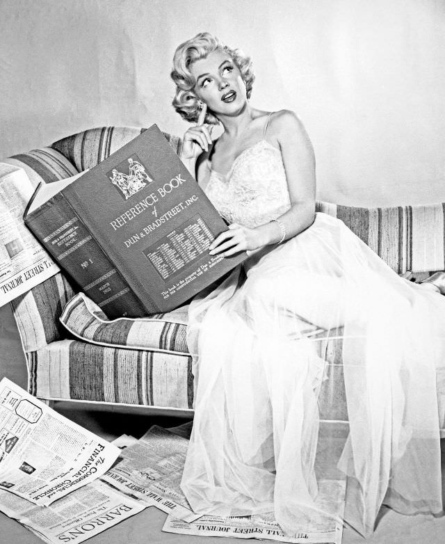 Beautiful Photos of Marilyn Monroe in the 1950s taken by John Florea