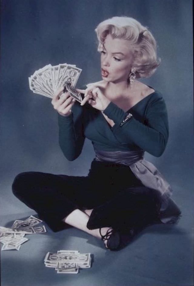 Beautiful Photos of Marilyn Monroe in the 1950s taken by John Florea