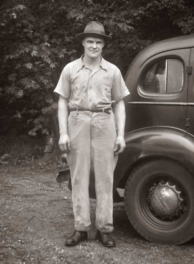 Cool Vintage Photos that Depict the Men's Fashion in the 1930s