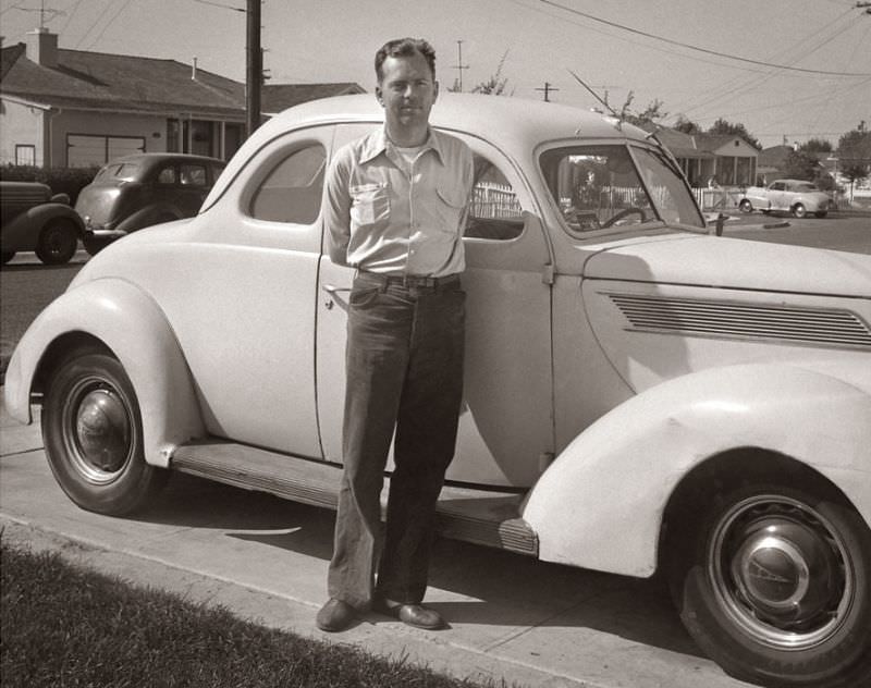 Cool Vintage Photos that Depict the Men's Fashion in the 1930s