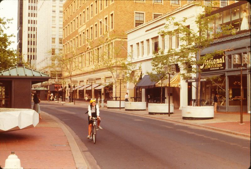 Nicollet Mall, Minneapolis, May 1983