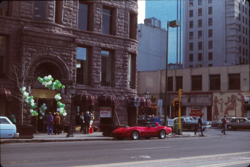 Hennepin Avenue at 5th Street, Minneapolis St Patricks Day, 1985