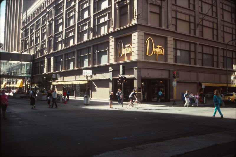 Dayton's Department Store, 7th and Nicollet, Minneapolis, October 1989