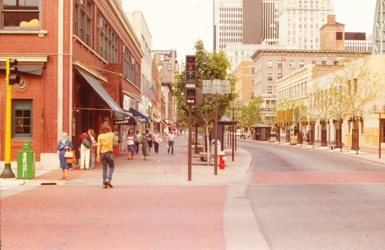 Nicollet Mall at 10th Street, Minneapolis, May 1983