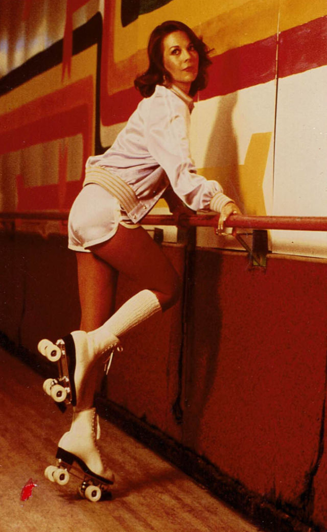 Natalie Wood Roller Skating in the Movie ‘The Last Married Couple in America (1980)