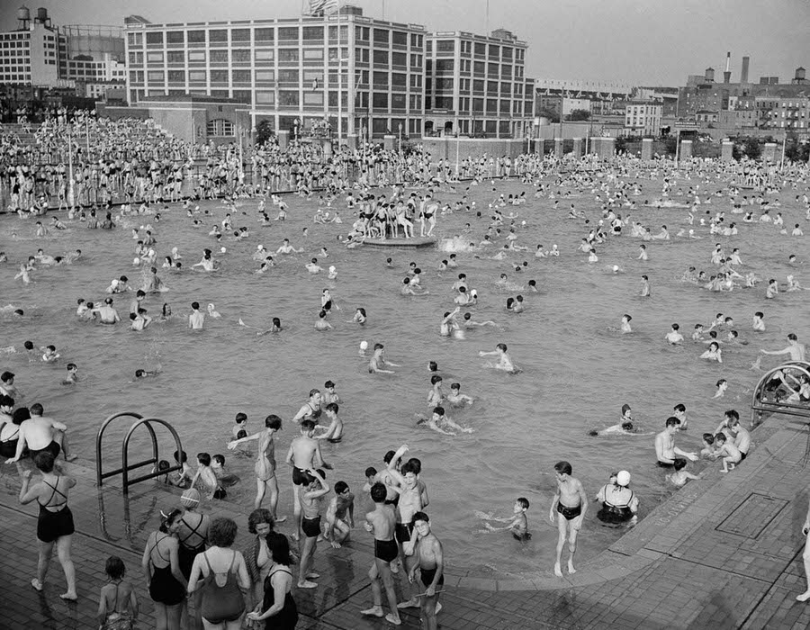 Red Hook Pool, 1940.