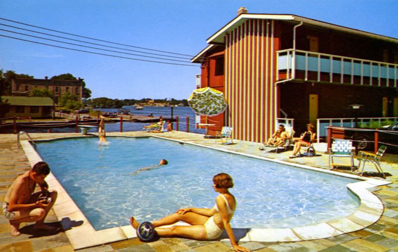 Captain Thomson's Motor Lodge, Alexandria Bay, New York